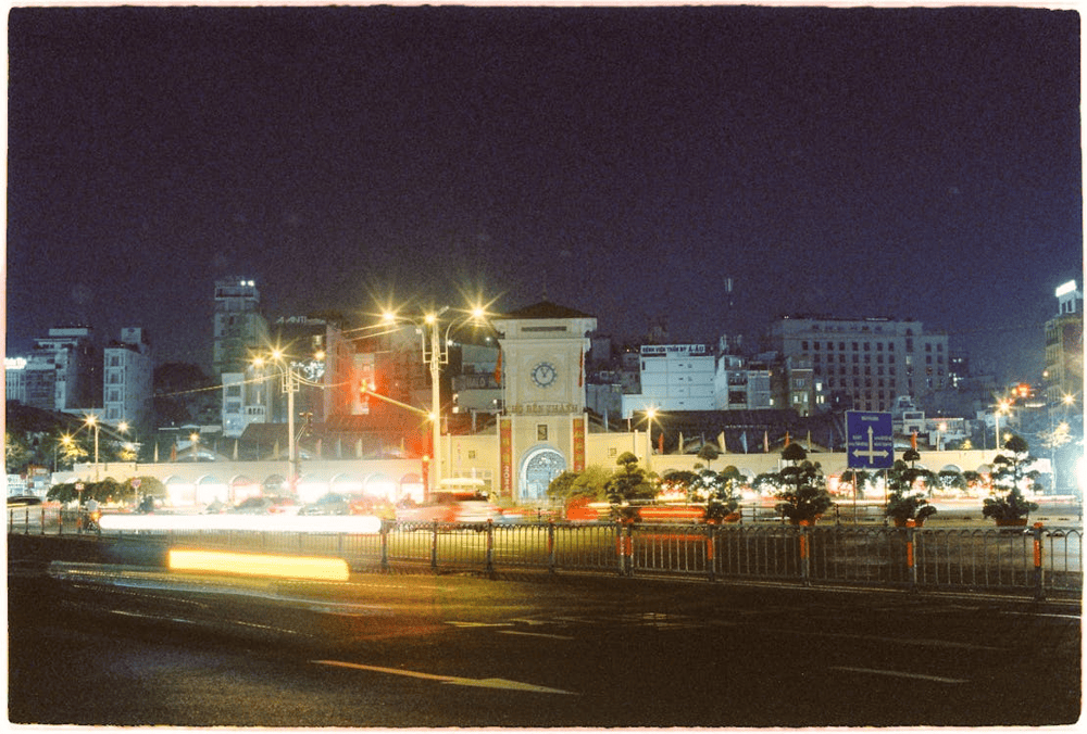 Ben Thanh Market is a symbol of Ho Chi Minh City, located in the most crowded and convenient area (Source: Pexels)
